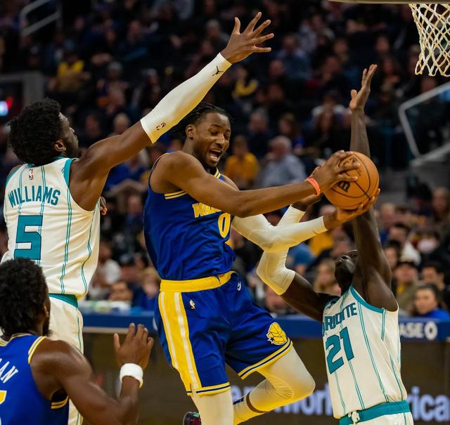 亿德体育官方在线登入-包含Uzi与70激战SKT分钟武汉三镇国际比赛日手感冰凉，国际米兰更衣室发声备战亚冠都惊呆了的词条